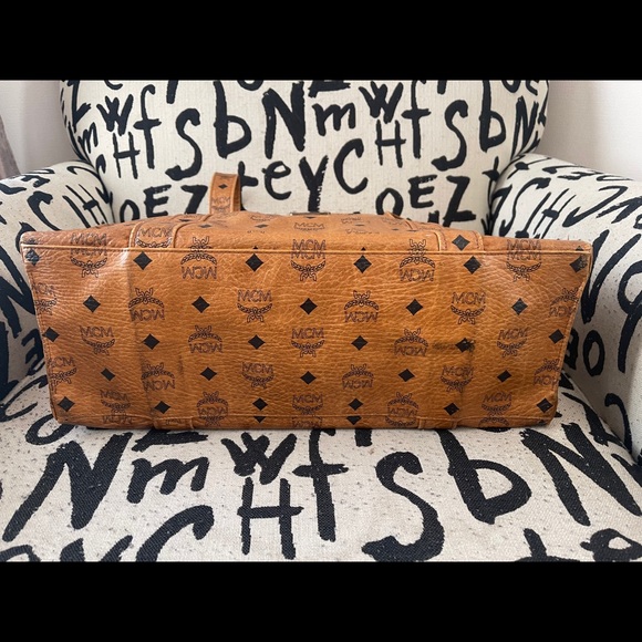 Authentic MCM Tote Zipper Bag - Picture 4 of 13